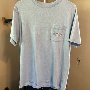 Vineyard Vibes Heather Gray USA Surf logo short sleeve tee. Men’s size Small